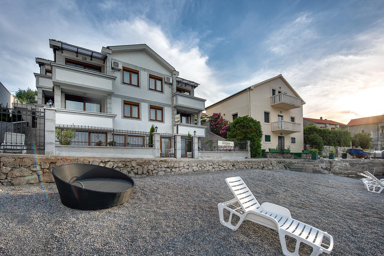 Santorini Apart Krasići Bagian luar foto